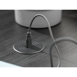 Вмонтований зарядний пристрій з USB-роз\'ємом 220V GTV