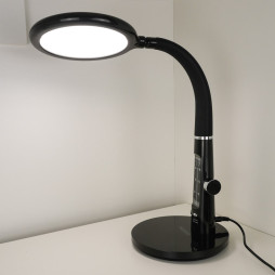 Світлодіодний настільний світильник Ardero DE1742ARD 12Вт чорний