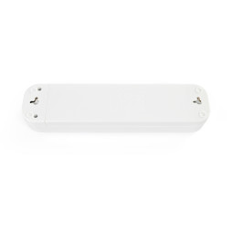 Колодка подовжувача із заземленням 5 гнізд біла TITANUM STANDARD