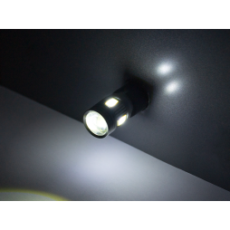 Светодиодная автолампа с линзой T10 W5W 12В SMD5630-6led белый