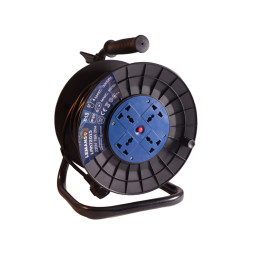 Подовжувач-котушка LMK72015 4 універсальні гнізда 20м 16А с/з захист від перенагрузки, максимальне навантаження 800-3000Вт Лємансо